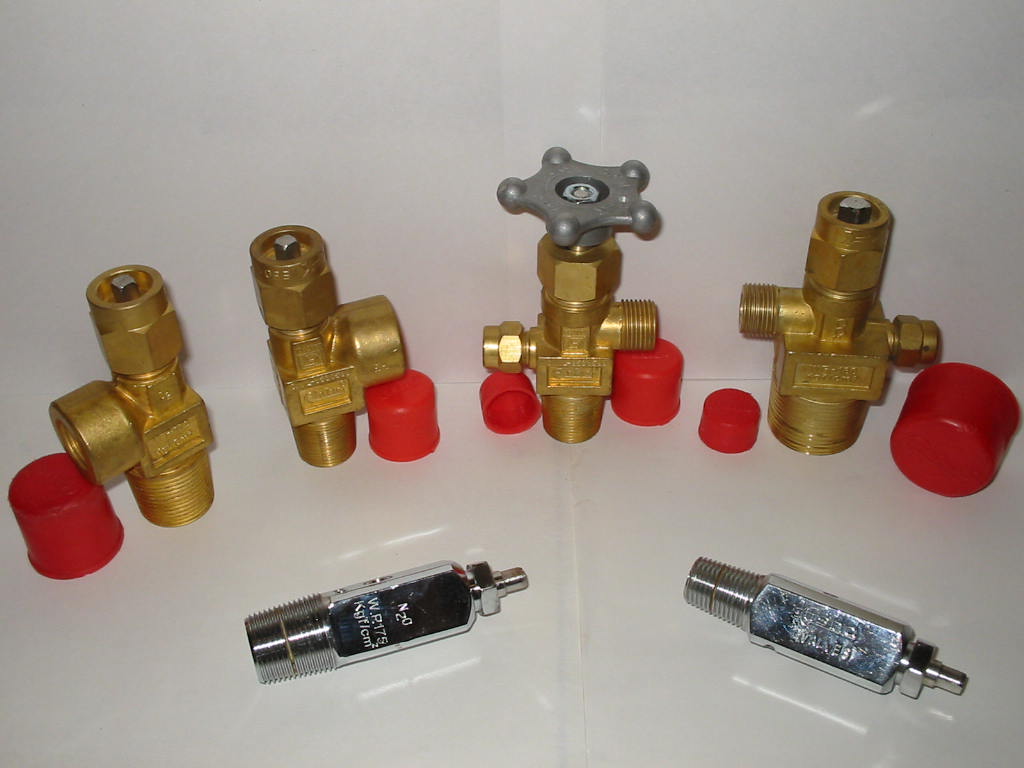 Gas_Cylinder_Valve Industrial Gases and Cylinders Manufacturer